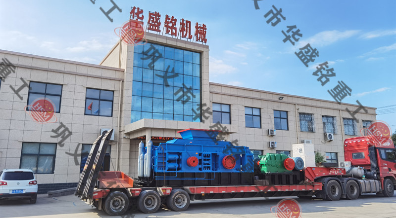 風(fēng)化砂制砂機(jī)發(fā)貨現(xiàn)場(chǎng)