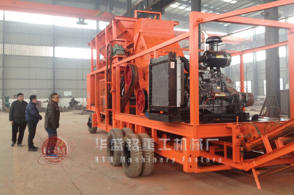 移動(dòng)對輥制砂機(jī)